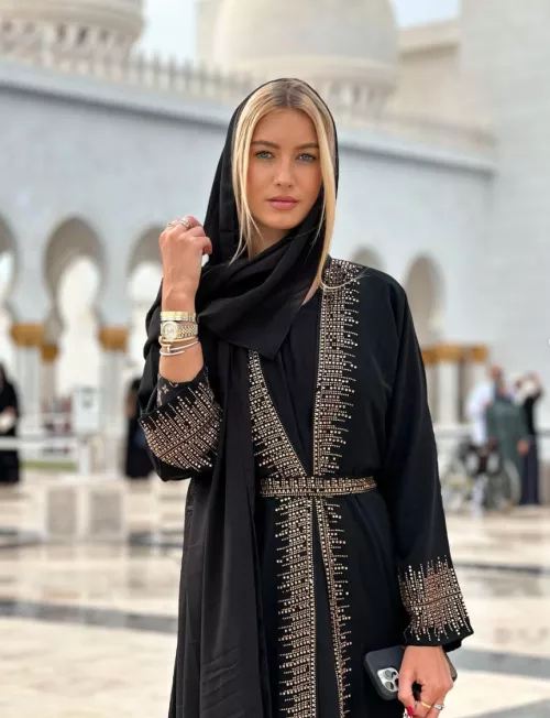 Soňa Holeňáková by ifindcosplay