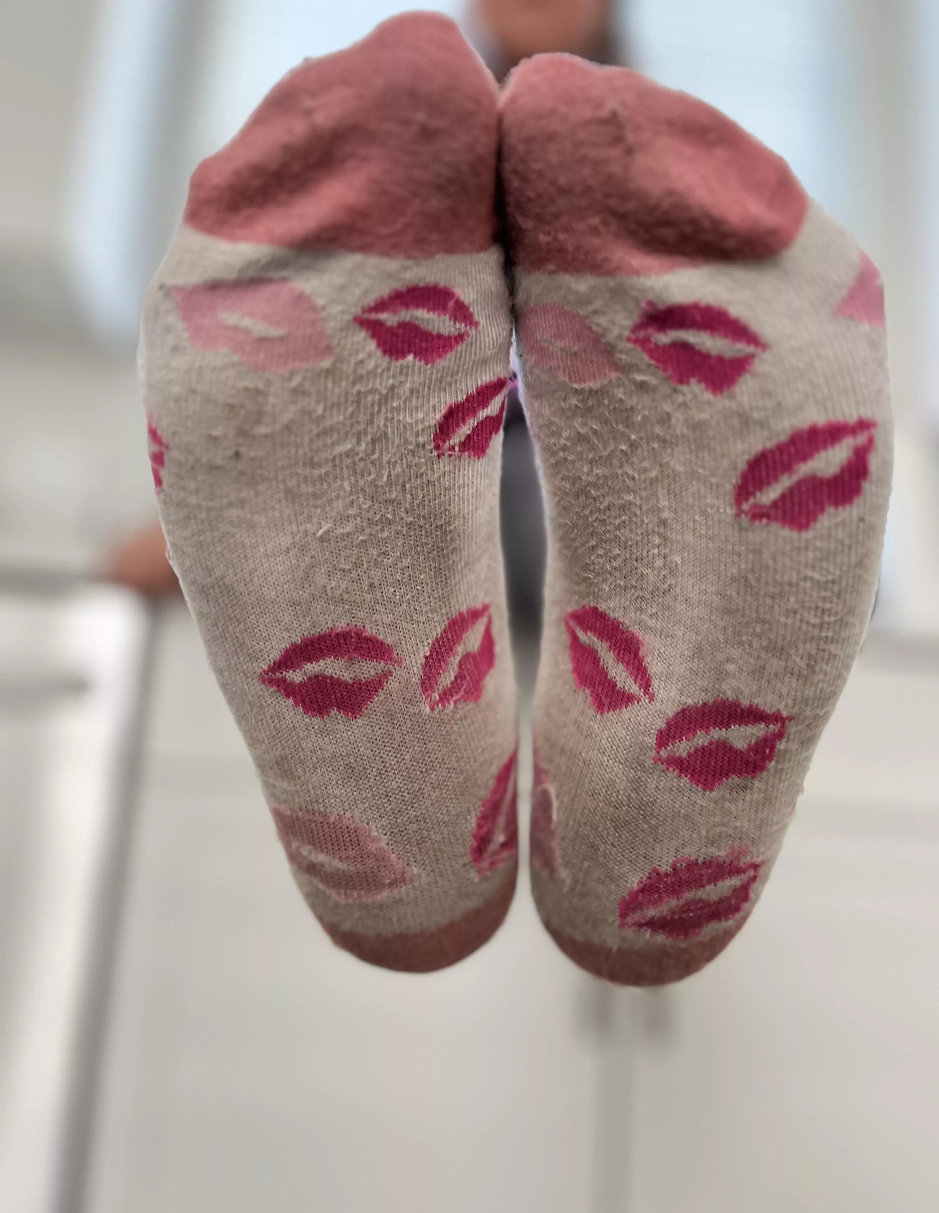 vinegary socks after a week of wear 😮‍💨😷 posted by toesbymarie