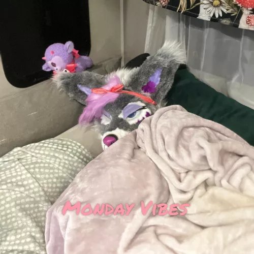 Waking up to embrace those Monday Vibes ✨🐾💤🐾✨ by Rayne_Rot