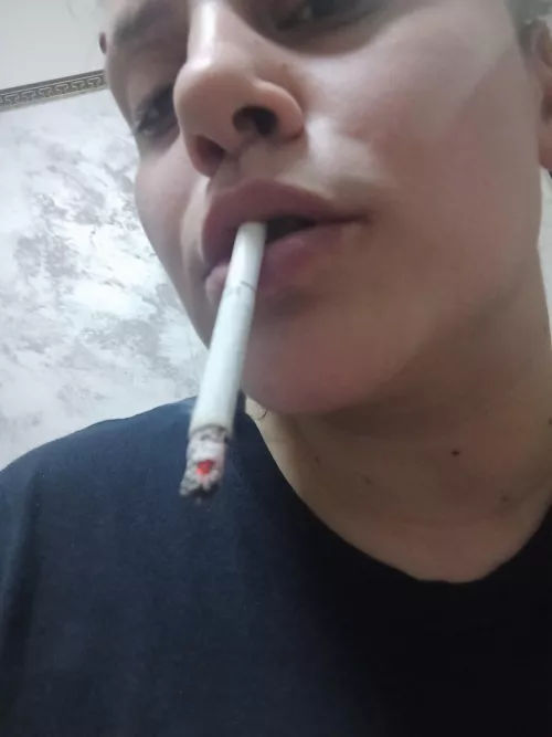 What is the best compliment to give out to a smoker ? by giahoney