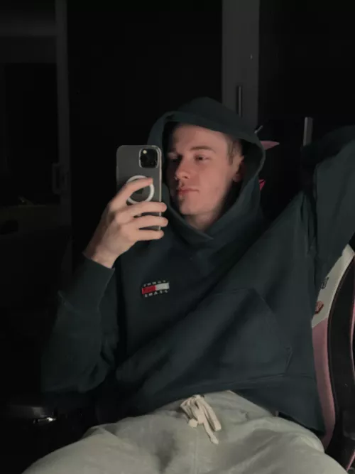 Who loves a curved bulge? by LowAdvantage5709