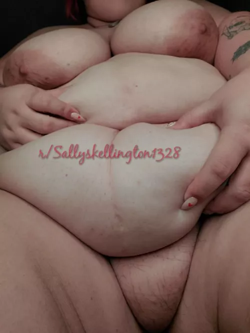 You know you want to breed me by SallySkellington1328