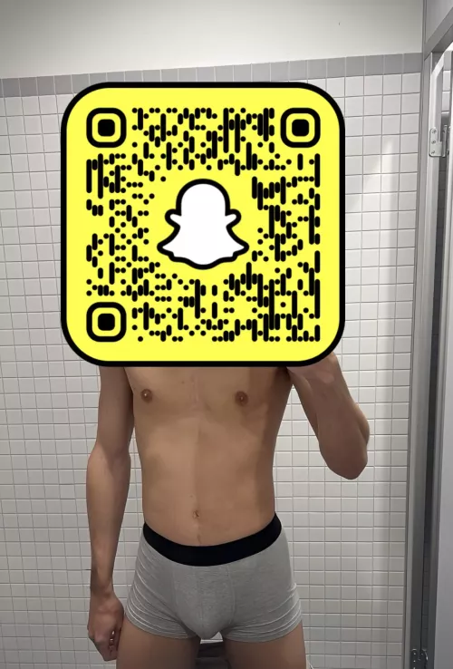 24, Looking for nice guys to chat with me. Facial image is a must. snap johannes3977 by Gaylove202