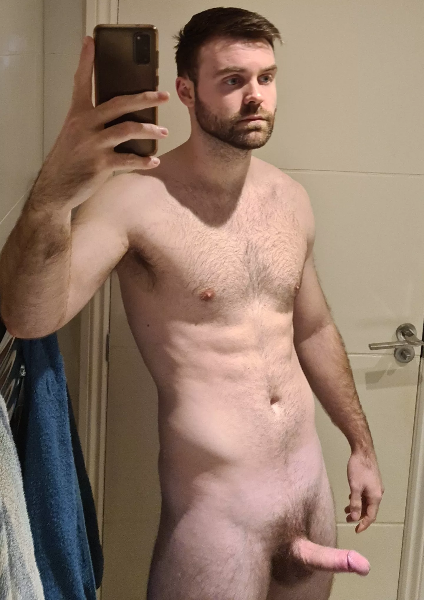 (32) want to hang out? posted by Comfortable-Log-1108