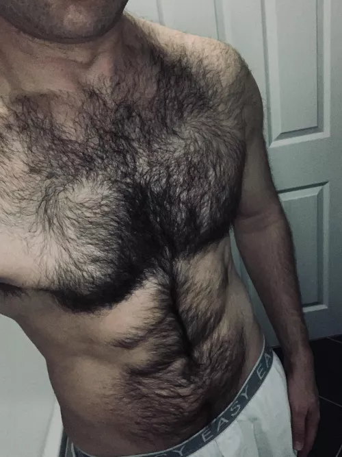 33, (m) been working out hard over the last 3 months, was a builder when i was young but been a office boy for about 7 years now, just wondering how i am doing? by eye_dick