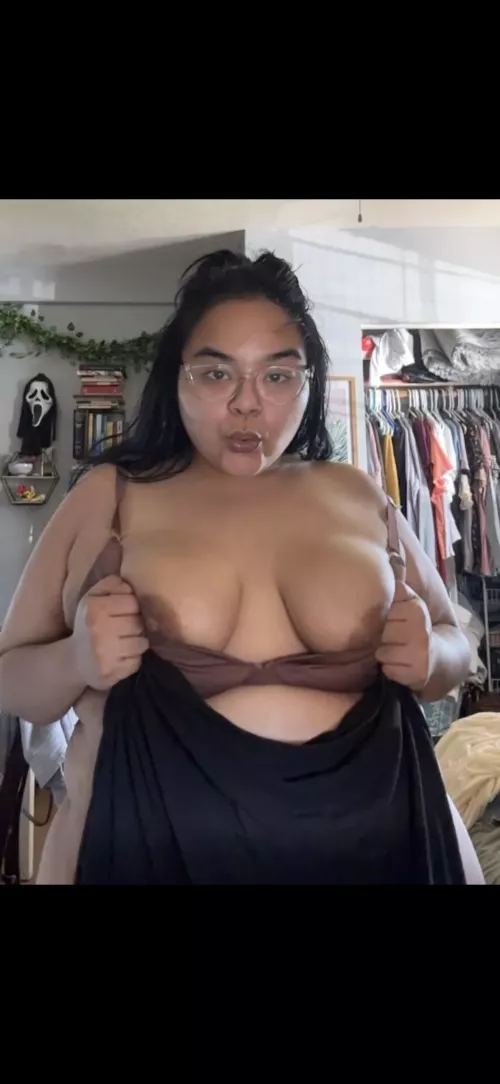 Am i as ugly, disgusting, fat, and worthless as my bf tells me? 🥺💔 by spicbbwfucmaryphx