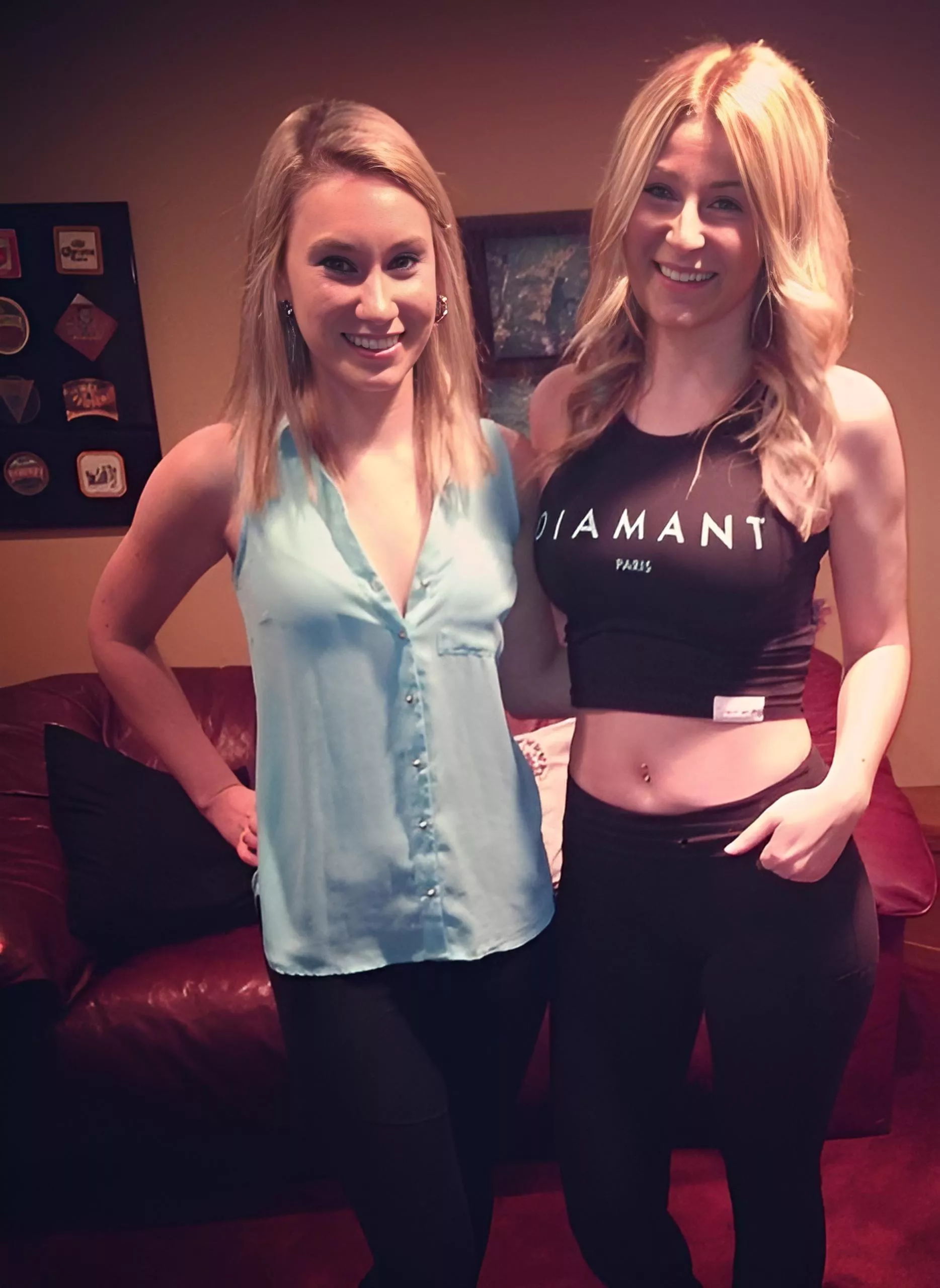 Blonde Babes posted by wakkaffx2