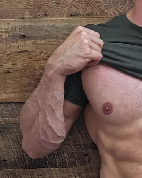 Do you like veins 😏..? by John_fitness91