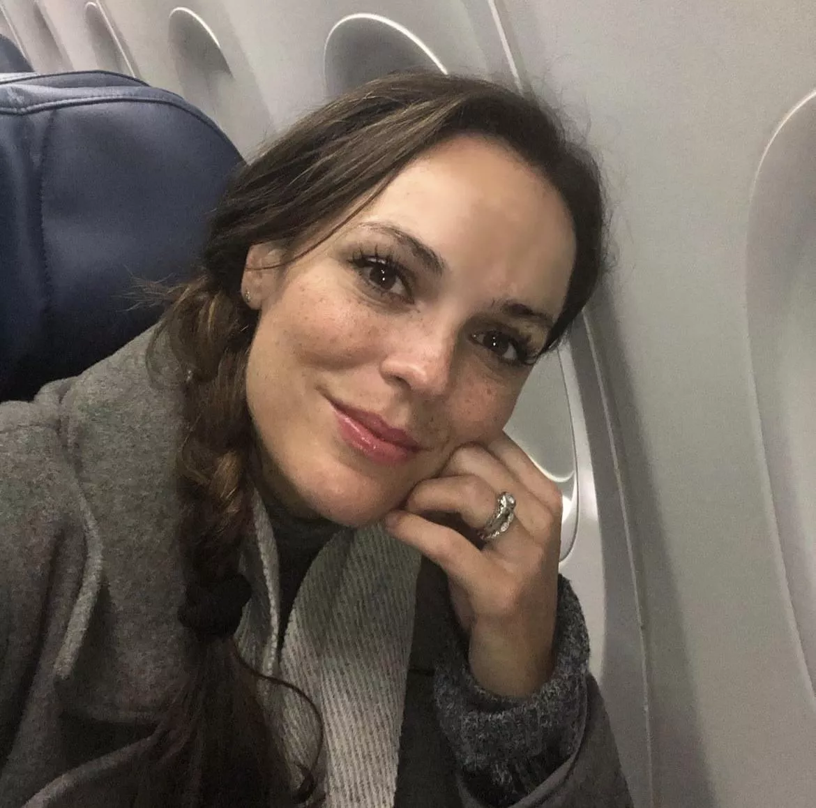 Erin Cahill posted by Frankg145