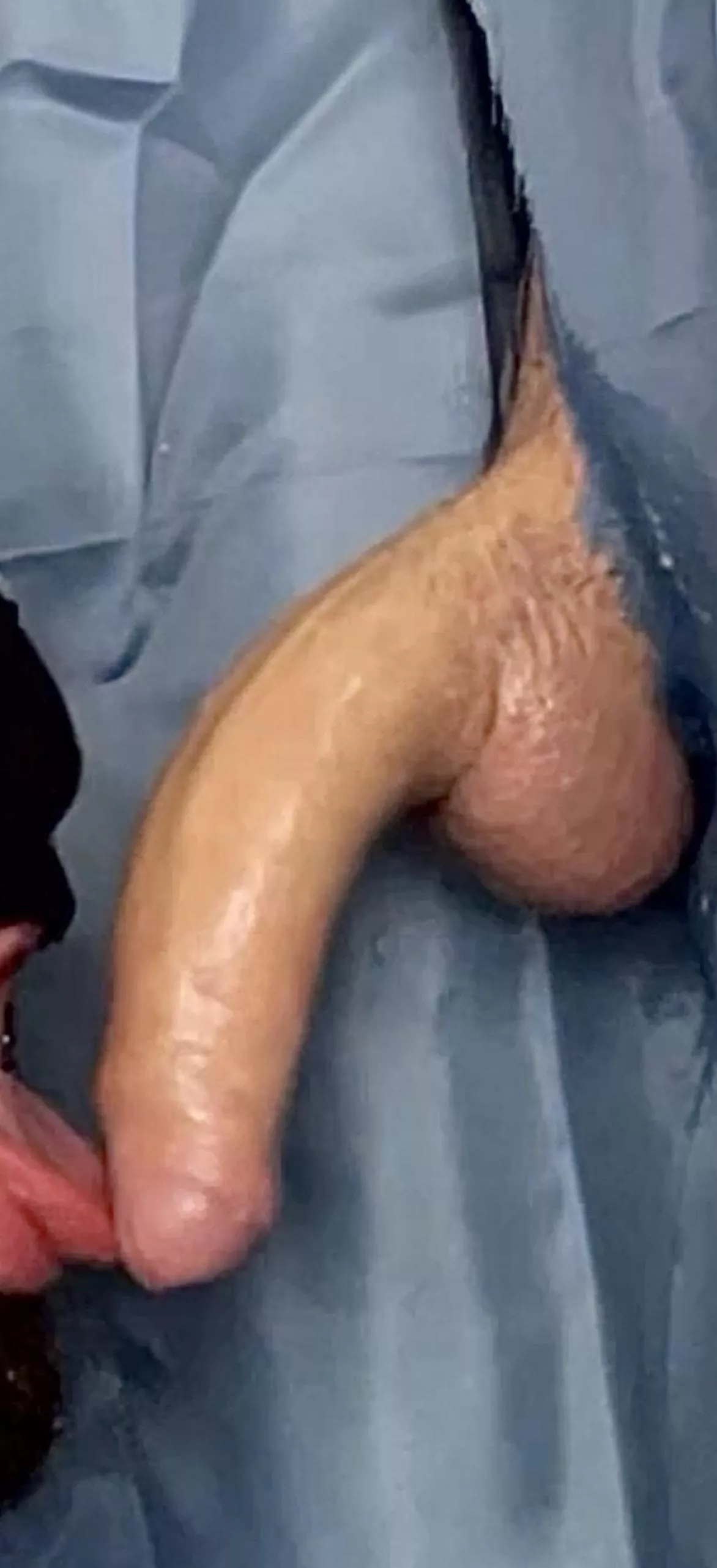 Fit M27 is hosting a private gloryhole in The Hague (NL). Clean and discrete for healthy and clean guys between 21-45 yrs. No facepic needed. Send dickpic and stats for adress. posted by Gloryhole-DH