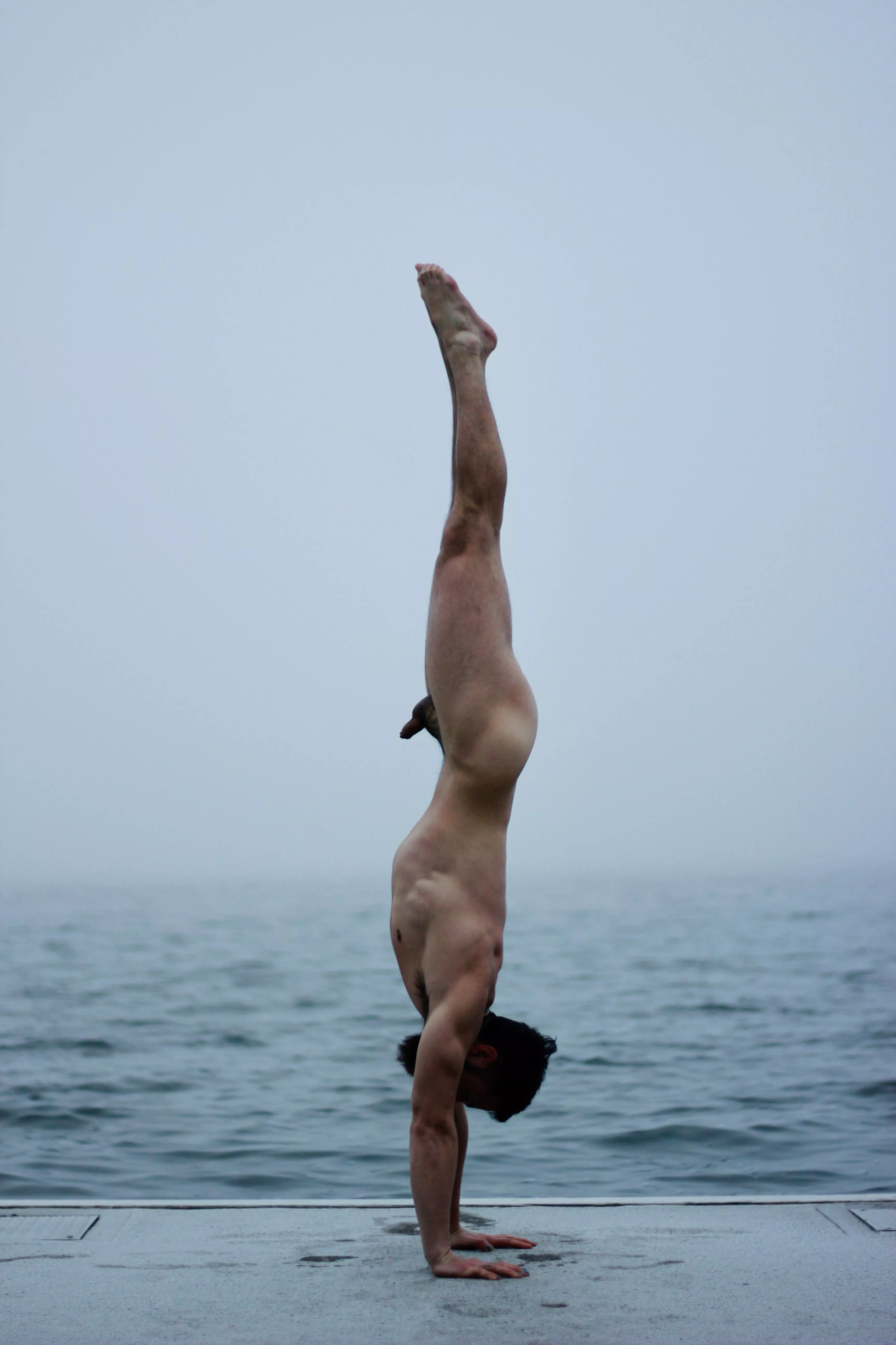 Handstand everywhere posted by n0aNo4