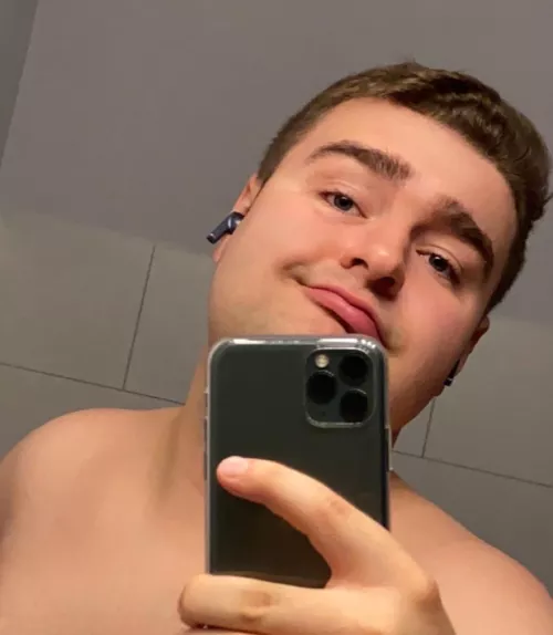 Hi all! 😋 by ArnaudL