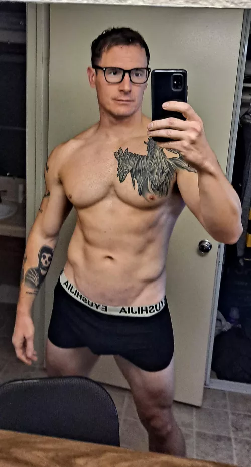 Hope you like my glasses...and everything else by ethan86