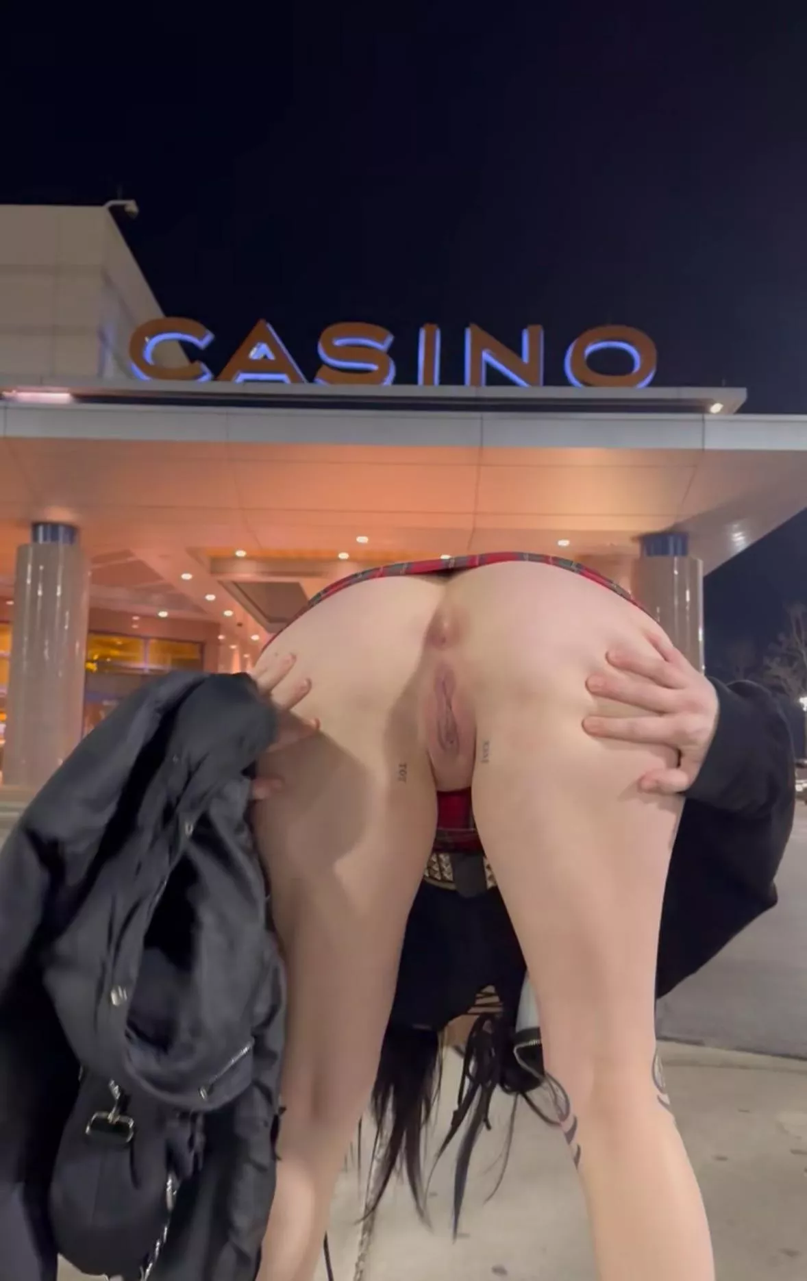 i love wearing short skirts with no panties❤️‍🔥 posted by Icy-Knowledge8990