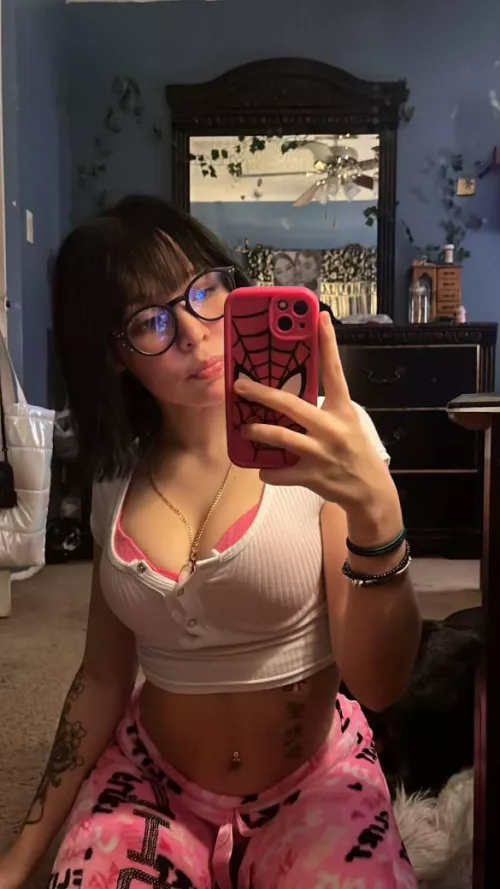 Is this top nice or not? by Linaxsy