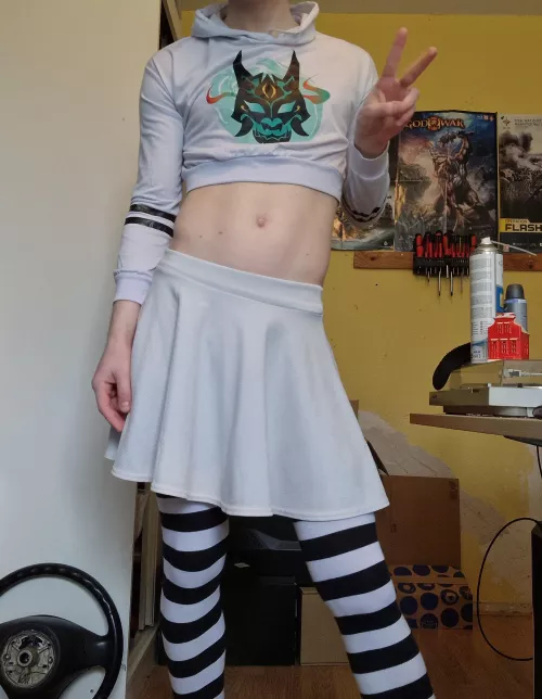 It's Tummy Tuesday :D (the best day of the week) by BiCuriousBoi99