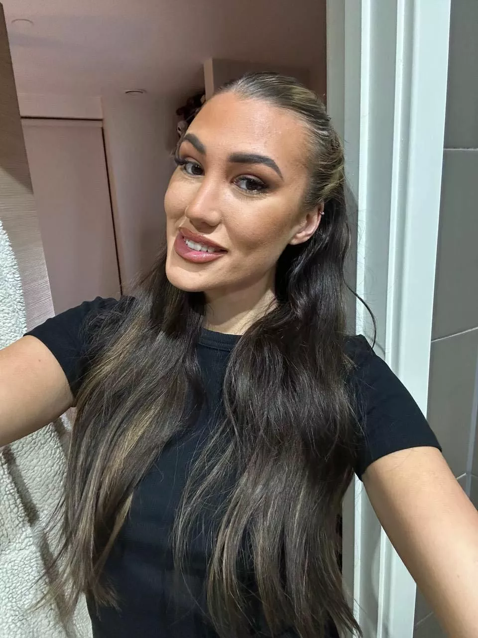 IUTR Babe posted by SufficientSail4615