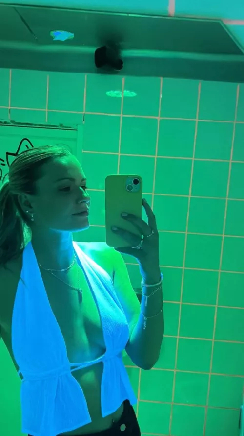 Lauren Bell- English Cricketer by throwitawaynow9631