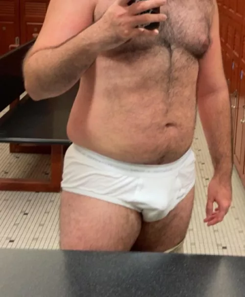 Looking for doms by RobertLU345