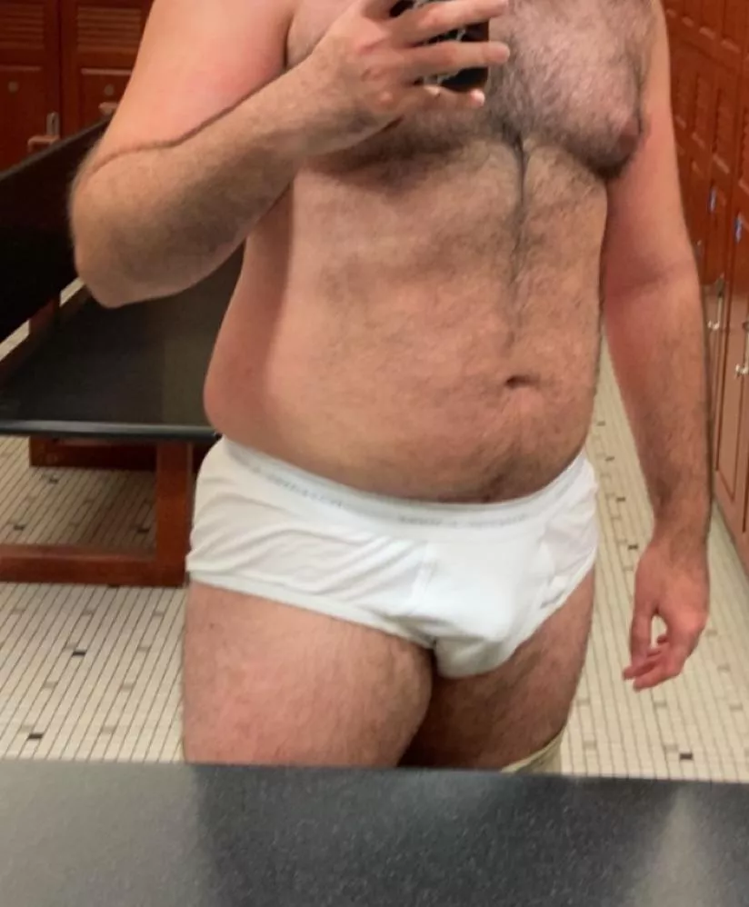 Looking for doms posted by RobertLU345