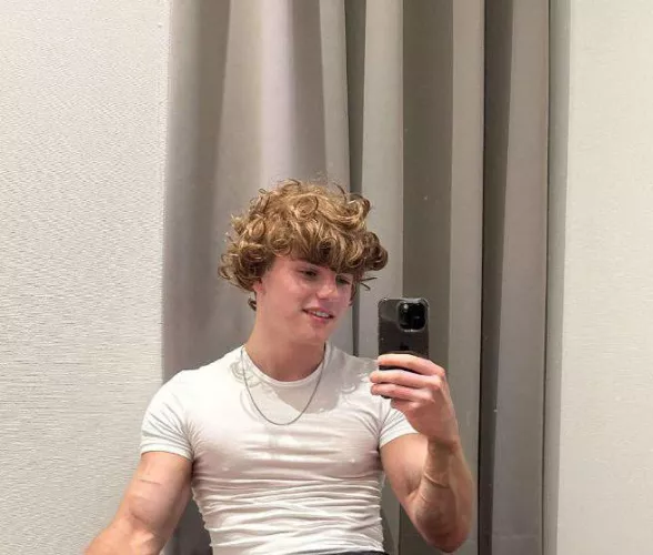 Recently single! any shooters? by Blank_Hearty