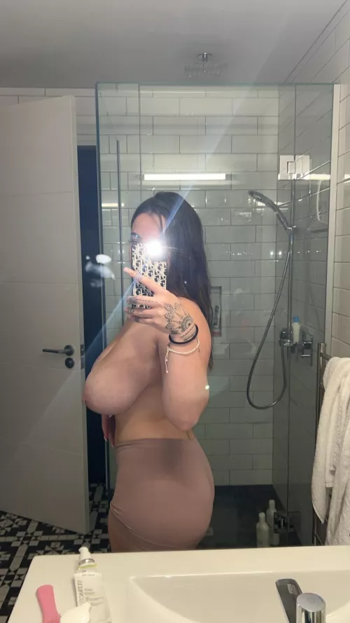 Side view of my saggy tits by holybribri