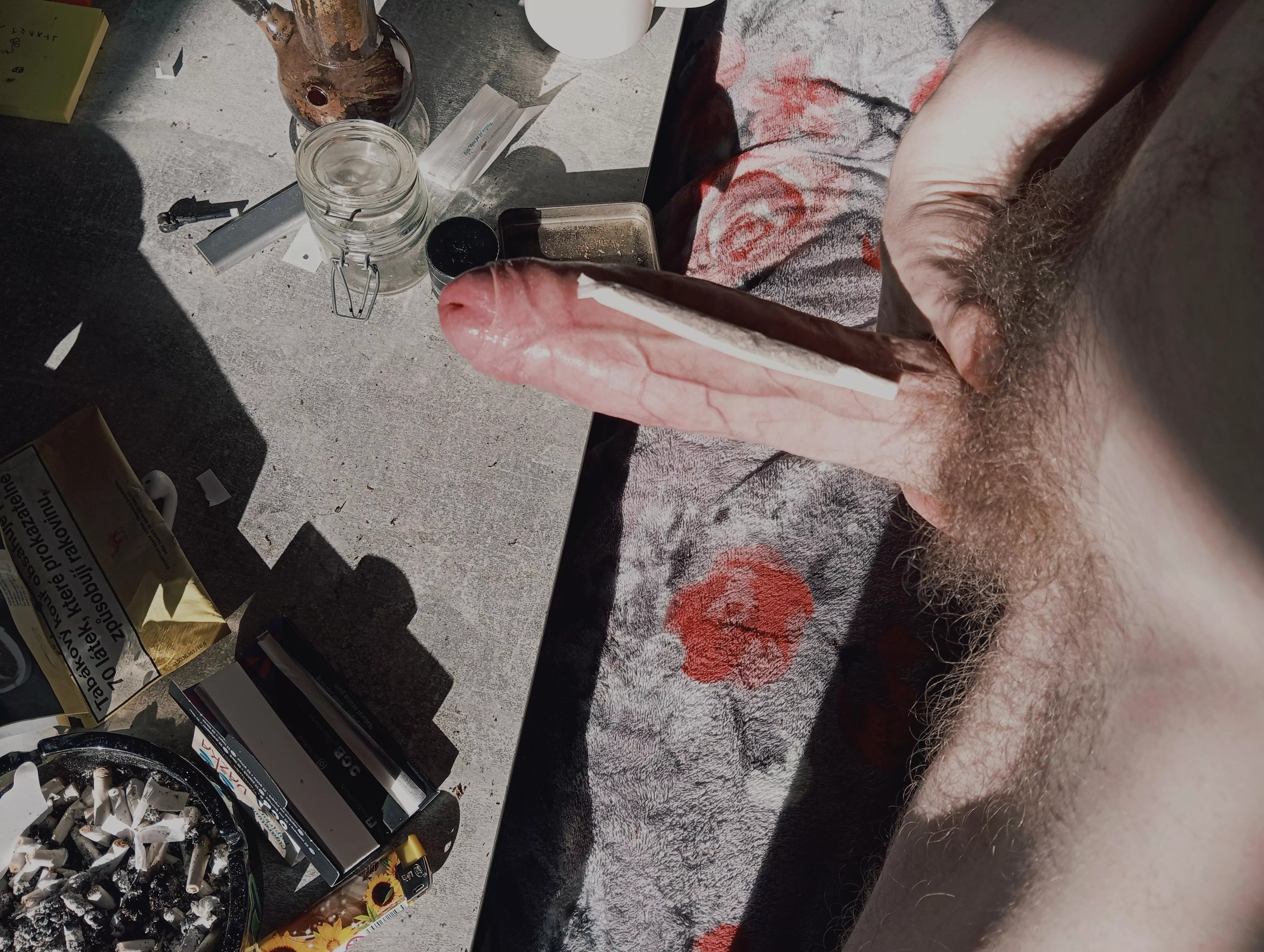 Smoke n Play? 😋 posted by ImNotFromCarrig