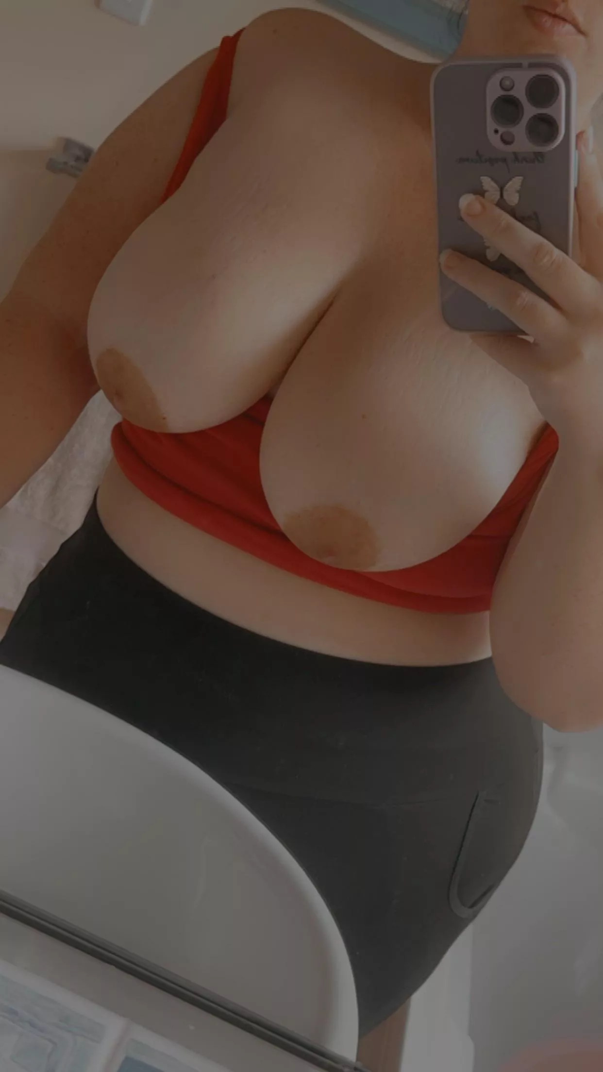 Think you could handle these massive tits? 😈❤️‍🔥💋 posted by Curvylicious977