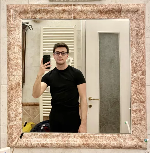 Who wants to head the gym with me? by Salt-Honeydew354