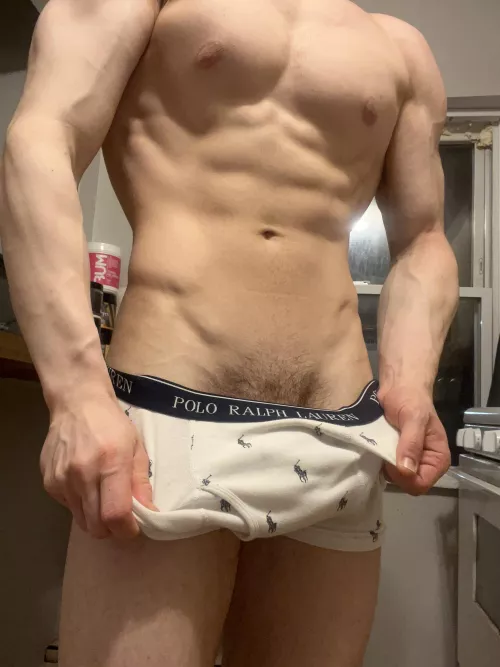 would you look under ? by RobertDeitz