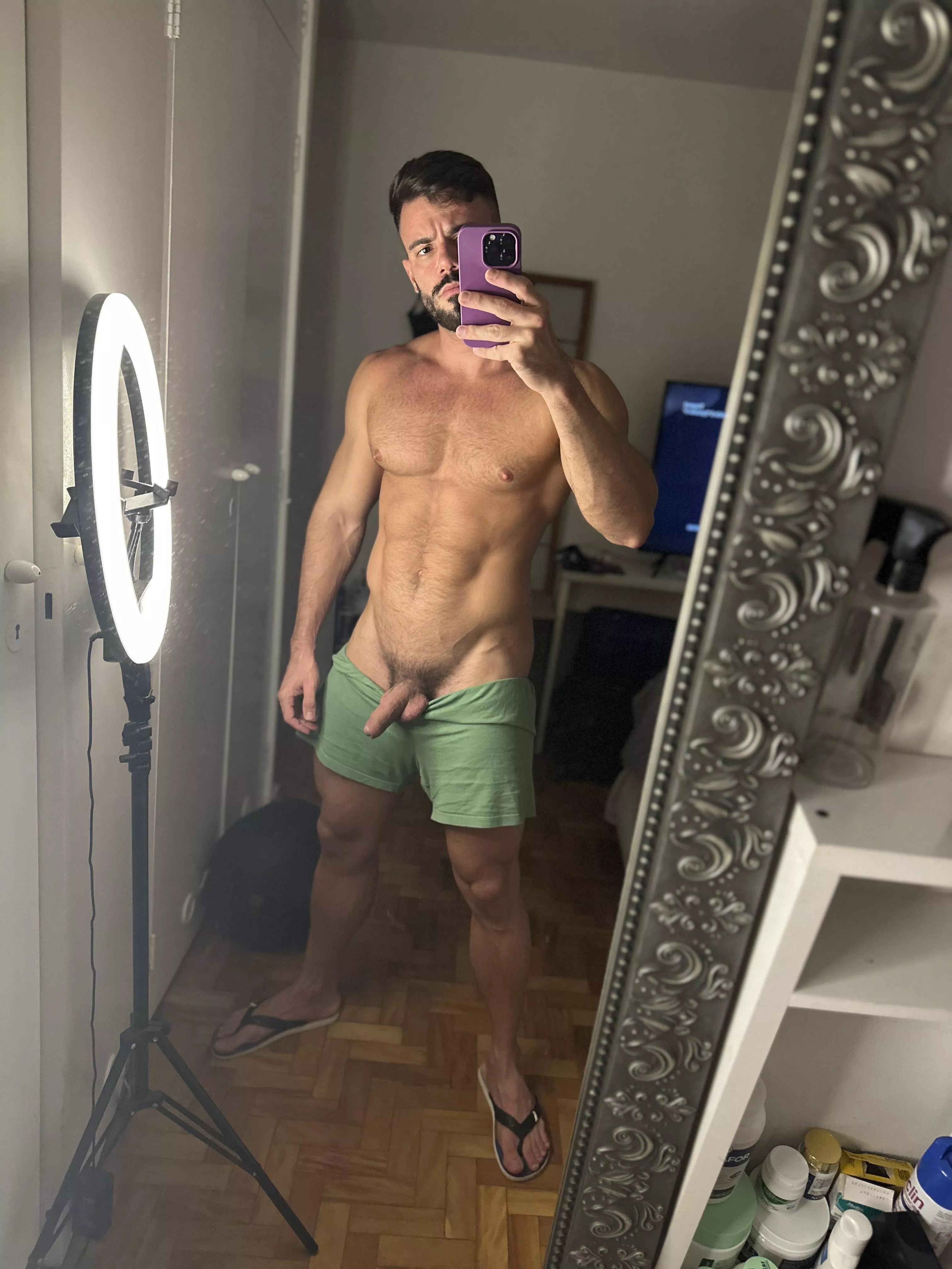 Your last chance before I turn off the light posted by italofassin