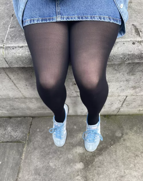 Black nylon nothing else (F) (Oc) 💋💋💋🦶🦶 by JoinTheunicorn