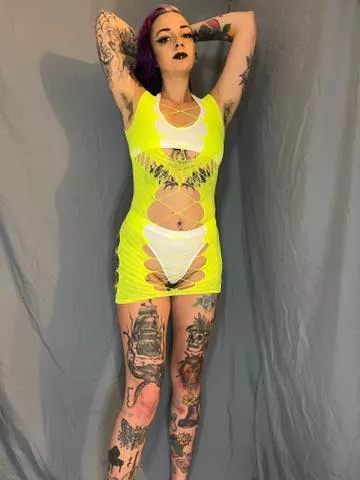 can i be your hairy valentine? posted by tattedlilslut