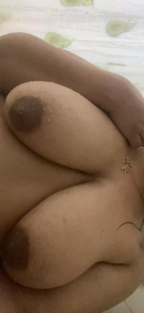 F20, 5’1, 140lbs by lLikeWaffIes1