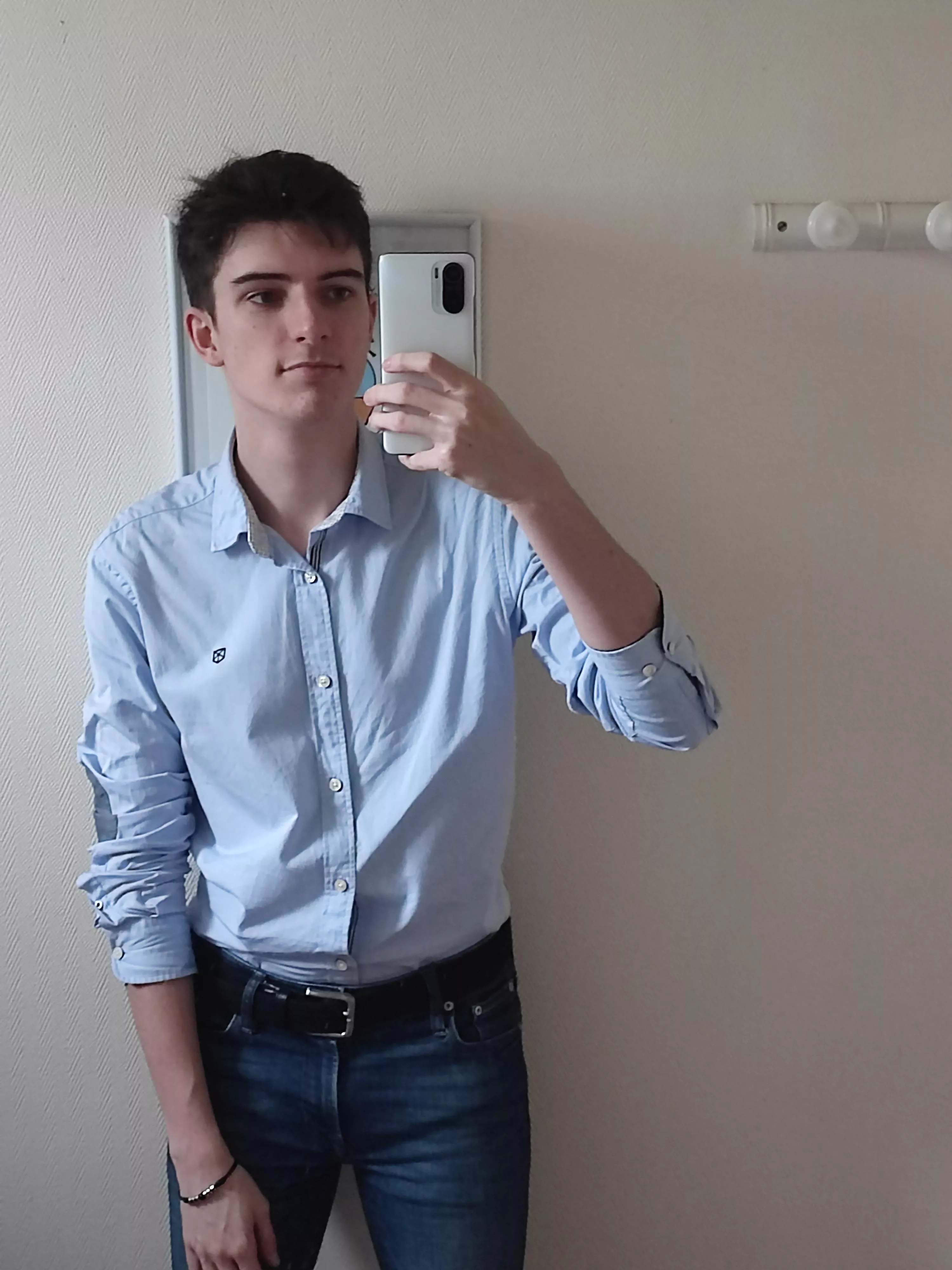 Hi 👋 posted by 20_1_5_12