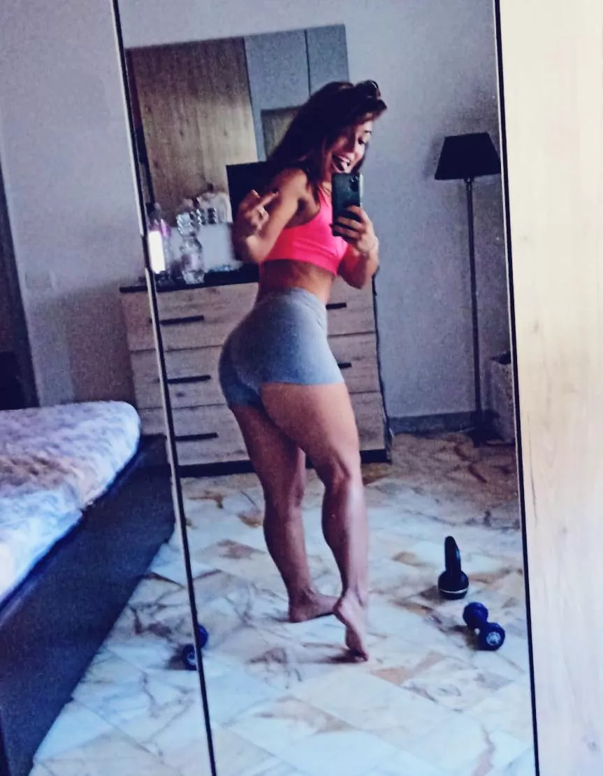 How's my training going? [F] posted by JulyaKawaii