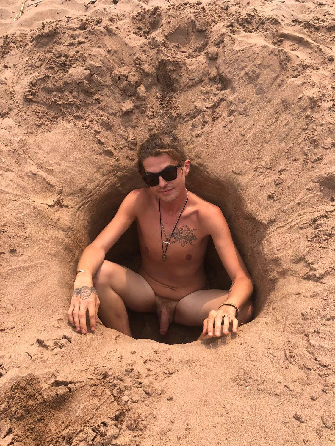 (m) hmm? posted by Dez-302