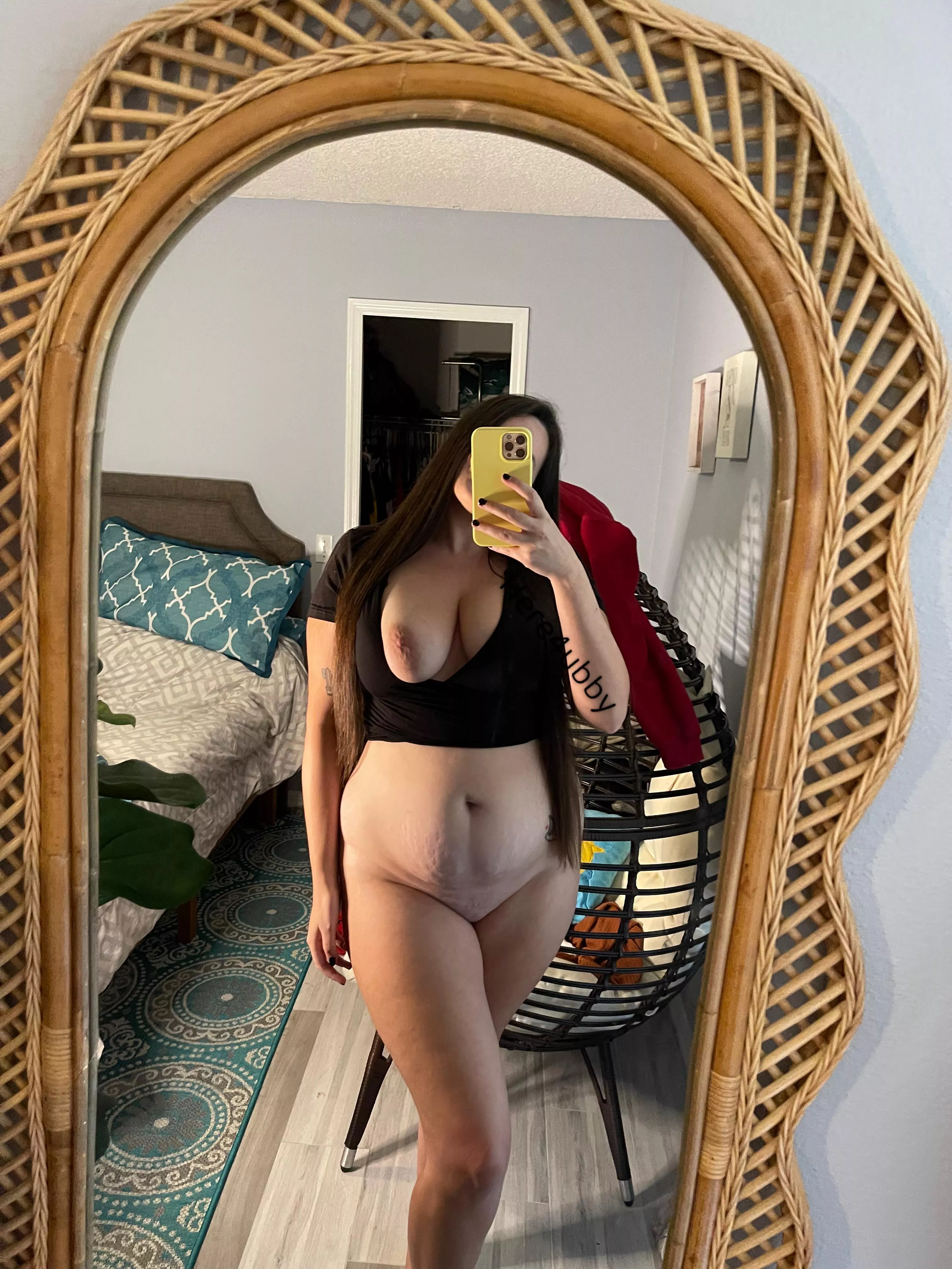 Mama is thick in all the right places posted by here4ubby