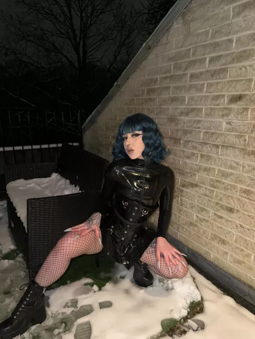 My Valentines Day outfit for a date tonight 🖤 by notvicii