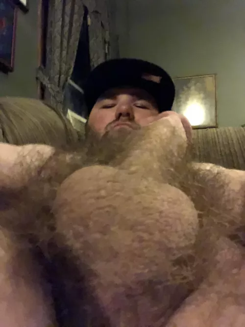Say hi if you like hairy by CTboy_41
