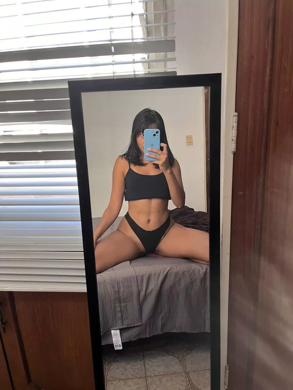 Waiting for that big hands guy posted by blairgomez