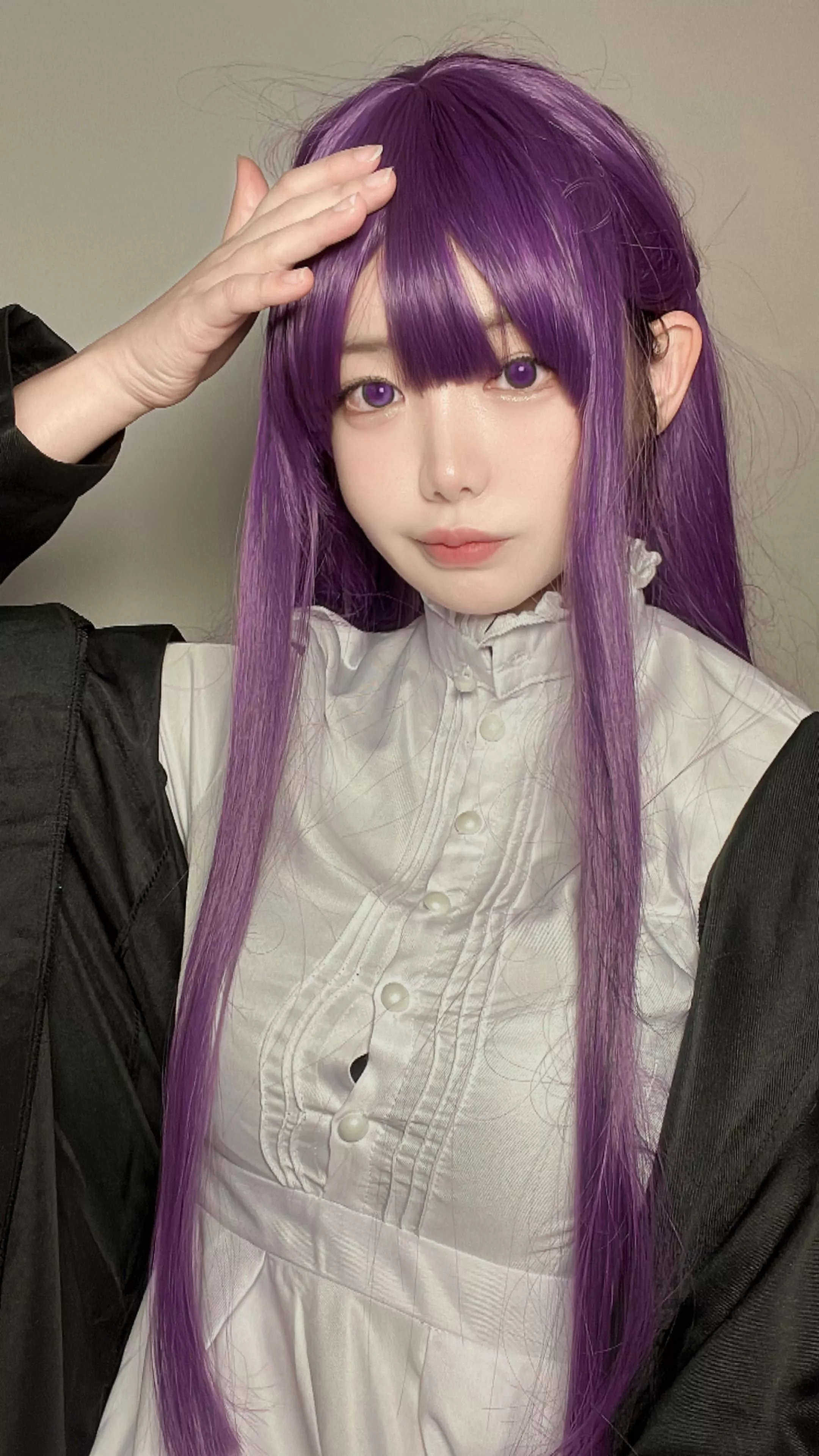 What pose do you want me to do? posted by Minimum-Fisherman142