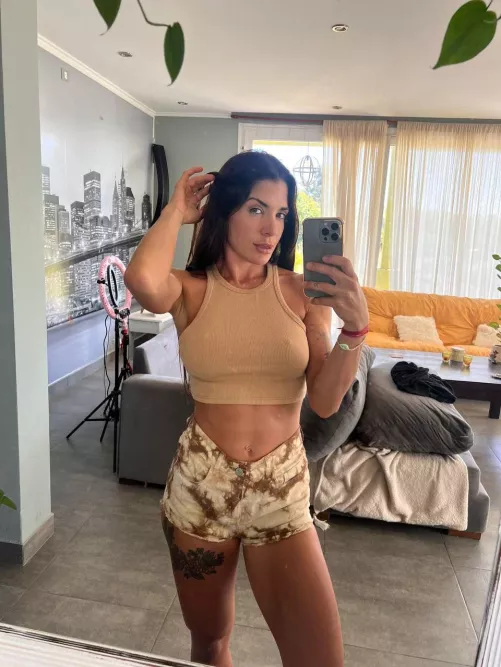 Work it, girl by Louise_Rogers