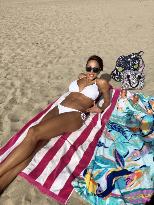 Yah I hate the winter by SeleneFitness