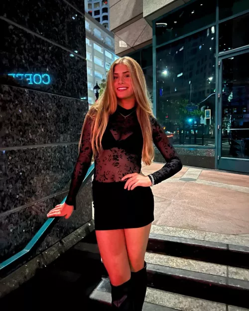 Blonde (AIC) by _A_I_C_