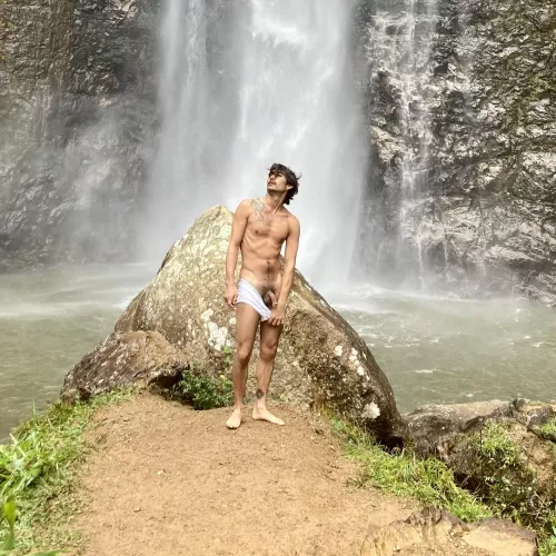 Can you guess which country? by MyTWs