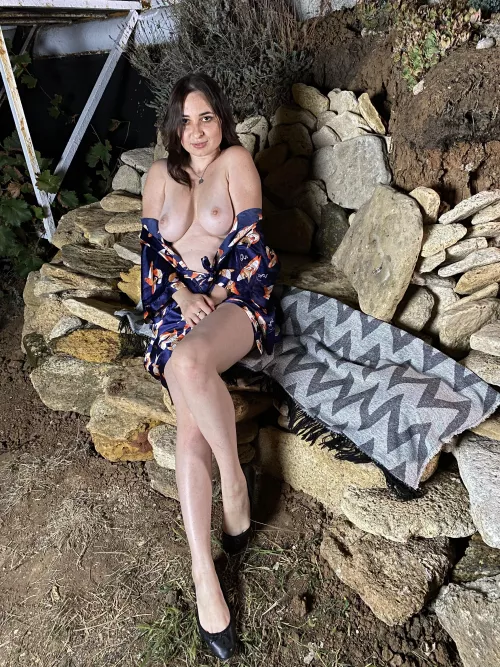 Come and warm me up by AdeliyaBerry