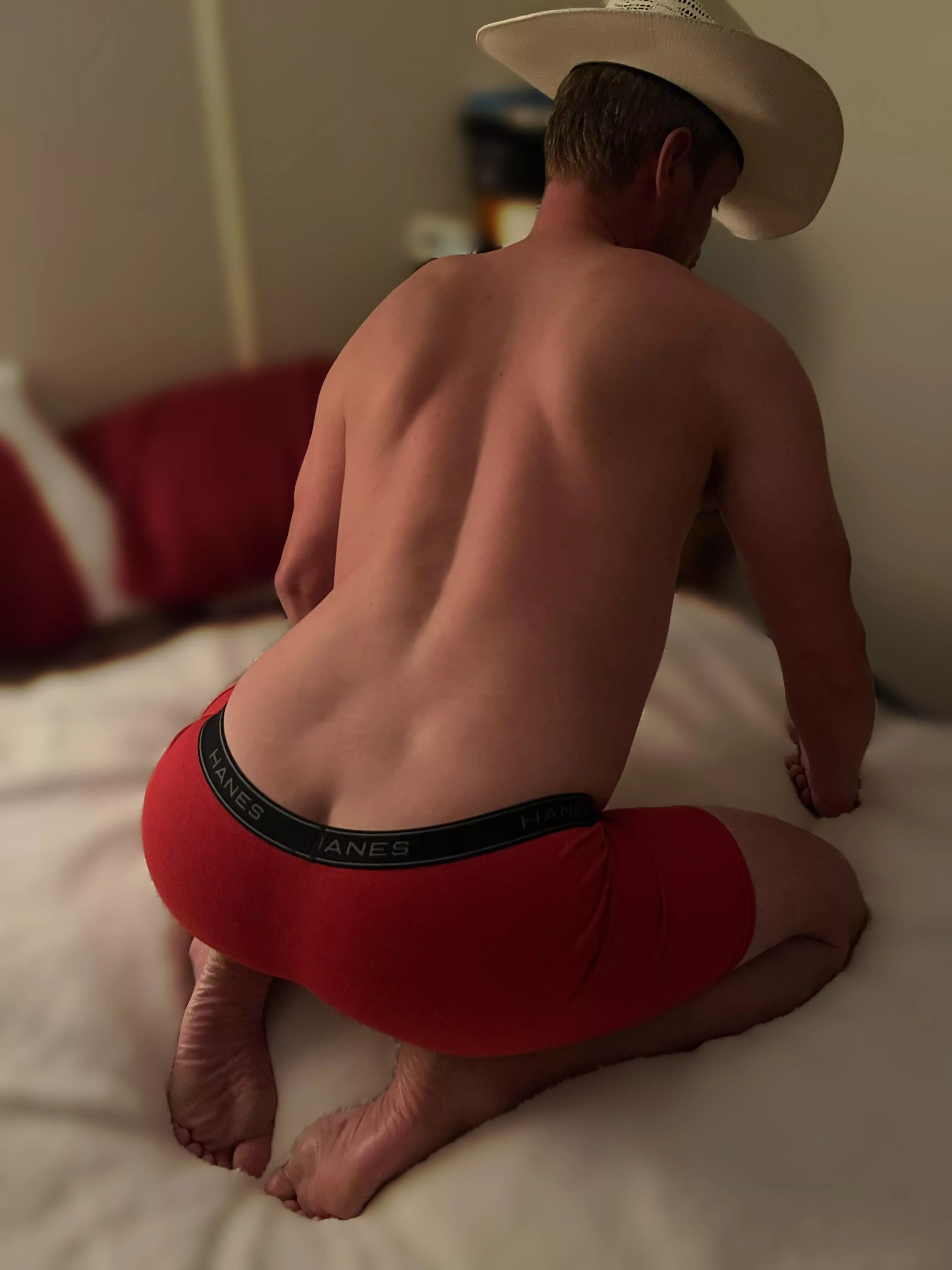 Do wanna be infront, behind or underneath me? posted by JayMonroe69