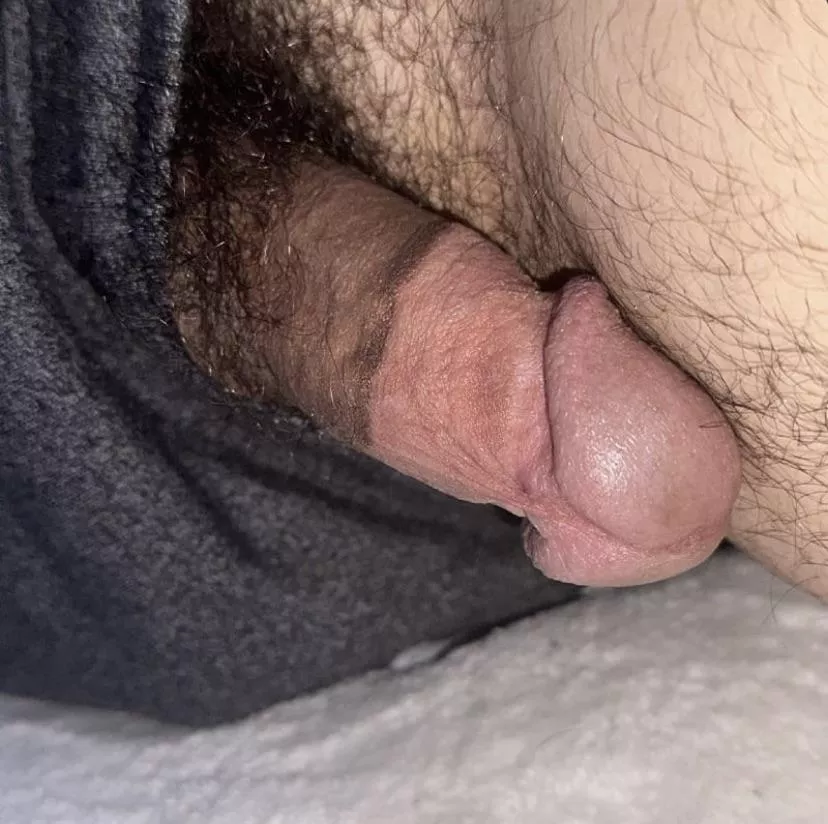 First post kinda nervous posted by ConnectionHead7098