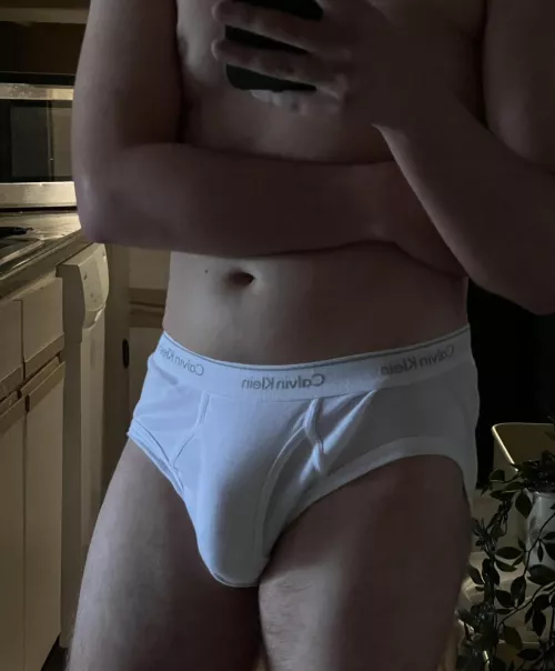 Hangin’ out by lscot33